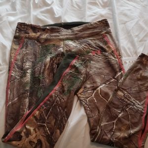 Womens underarmour realtree coldgear scent control